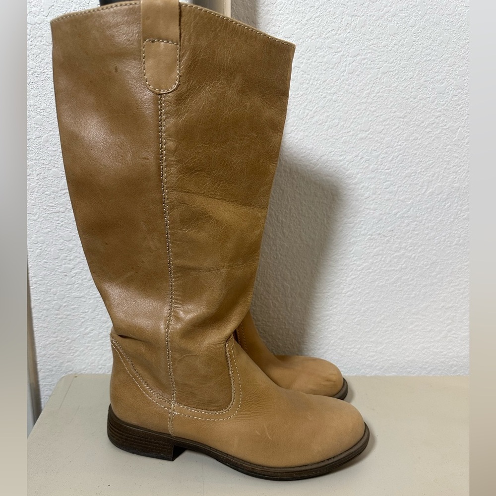 Kenneth Cole Reaction Beige Leather Women's Tall Boots